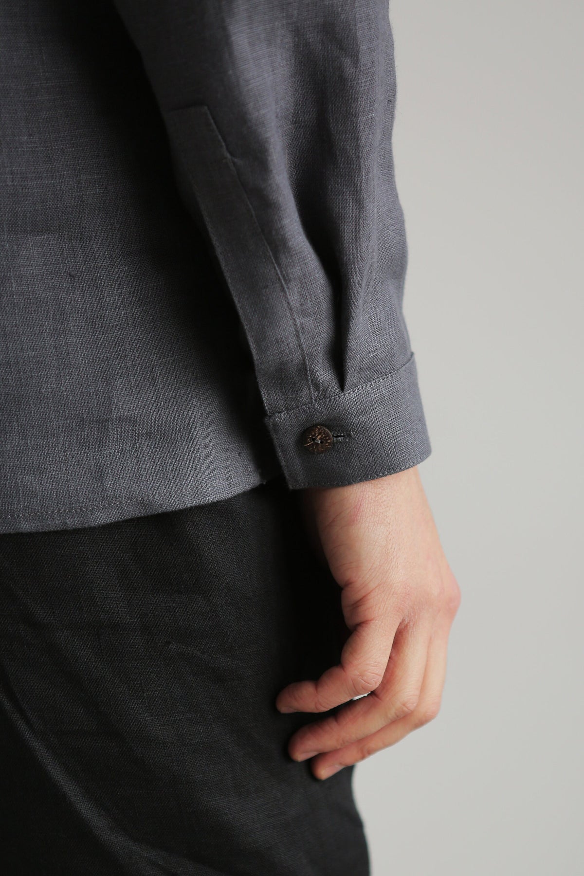 Hollis Gray Linen Shirt — view 5