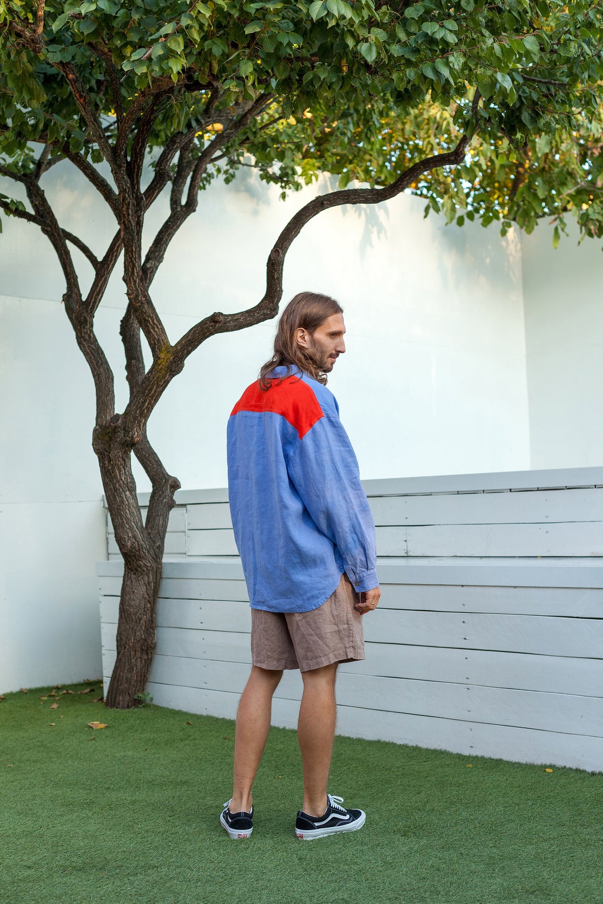 Boone Blue Linen Shirt — view 4